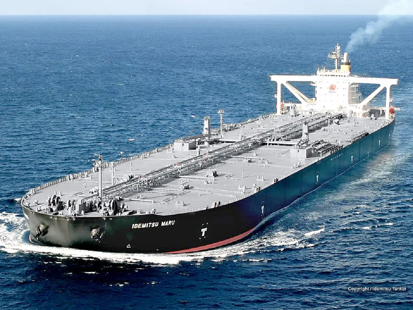 Kapal Tanker Jepang Angkut Minyak dari Saudi Diizinkan Lewati Selat Hormuz